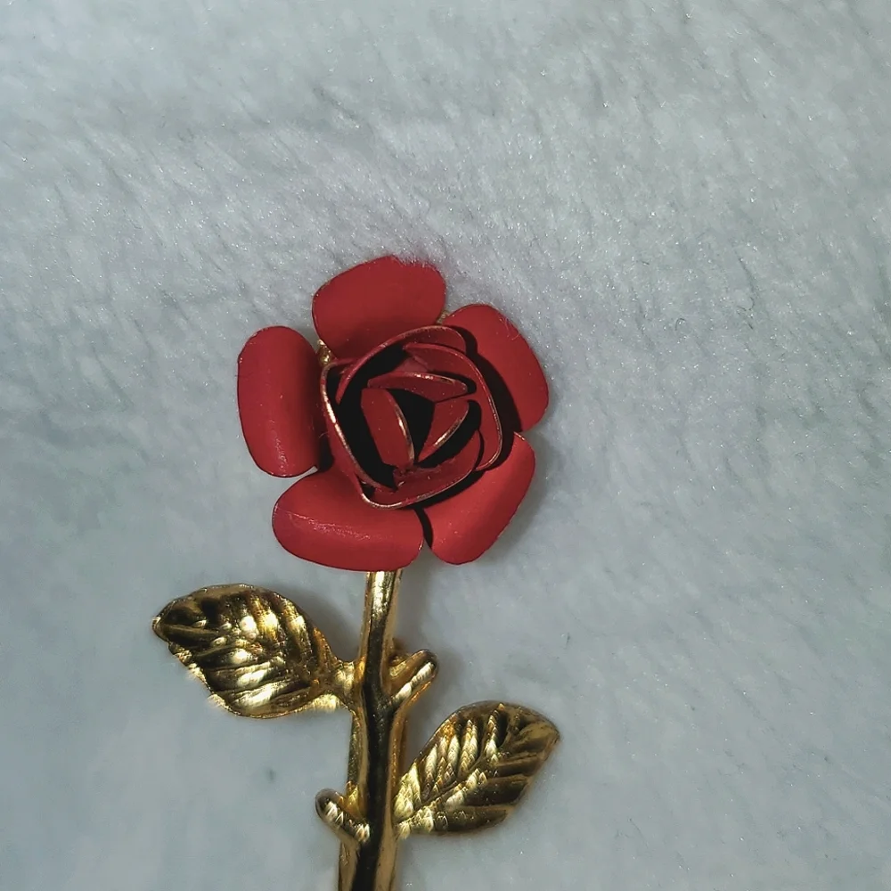Vintage Goldtone Rose Brooch